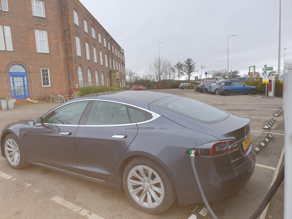 Photograph of Tesla Model S supercharging at Richmond.